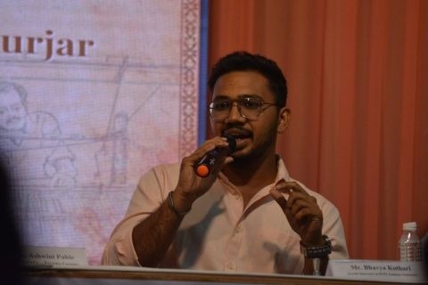 Bhavya Kothari speaking at textile industry forum